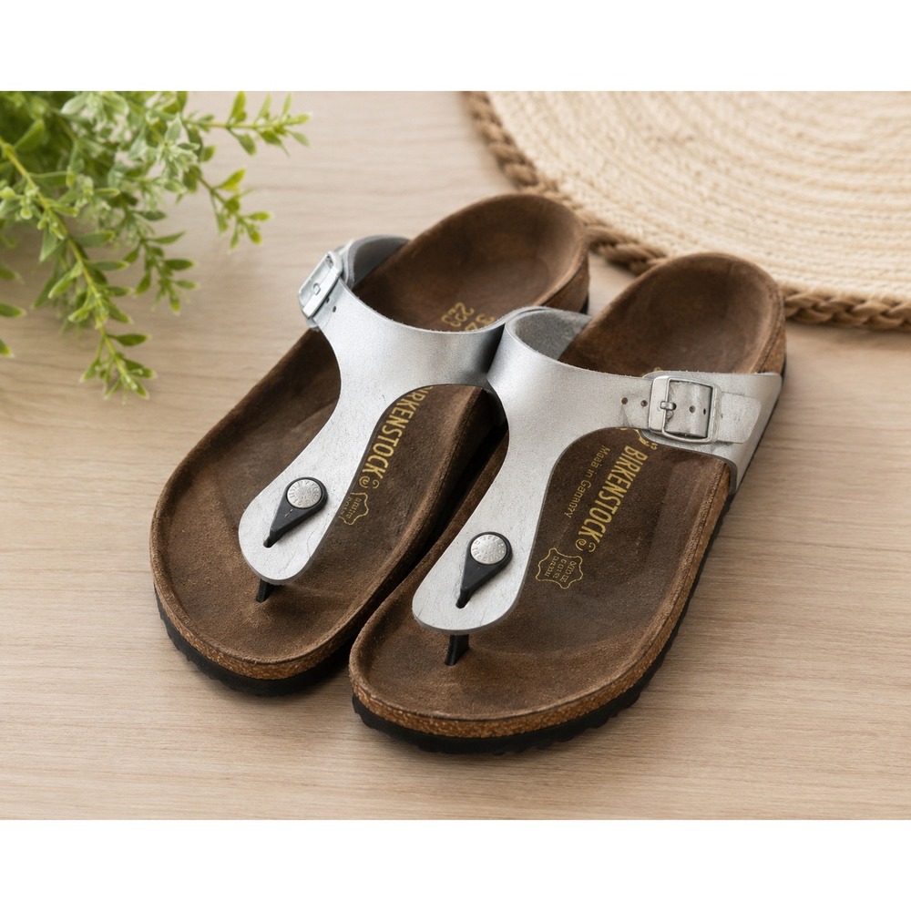 Birkenstock Gizeh‎ Kids Silver Metallic Sandals Cork Footbed Girls Size 32 US 1